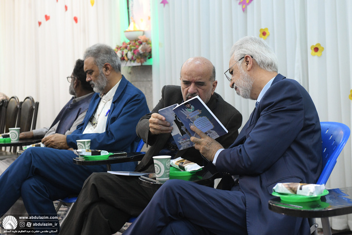 دیدار جمعی از دانشجویان پاکستانی با مشاور ویژه تولیت آستان مقدس در امور بین الملل