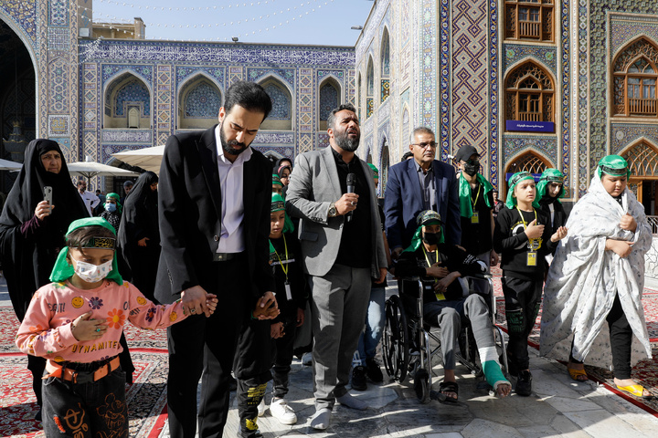 تشرف کودکان دارای بیماری خاص به حرم مطهر رضوی