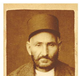 کدام عالم فرزانه در ترک مستحبات از پدرش اطاعت کرد؟