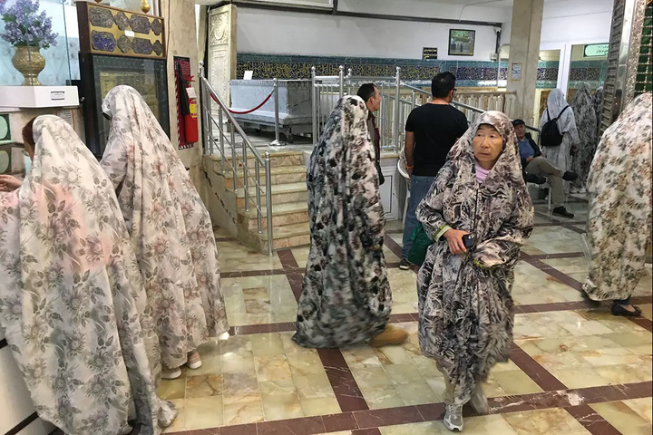 بازدید ۸۰۰ گردشگر خارجی از موزه حرم مطهر حضرت معصومه سلام الله علیها  بازدید ۸۰۰ گردشگر خارجی از موزه حرم مطهر حضرت معصومه سلام الله علیها