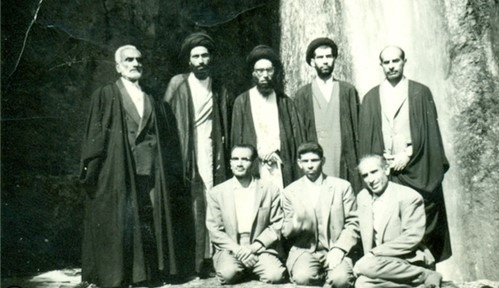 عالمی که حیات و مماتش مقارن با ماههای محرم و صفر بود