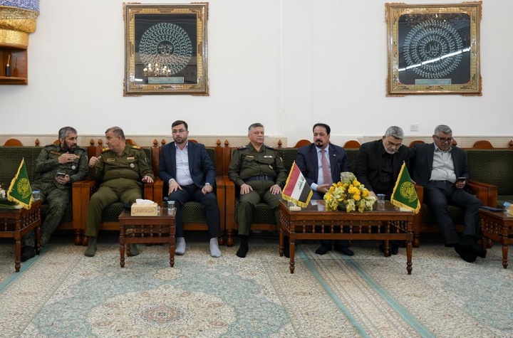 تجلیل نمایندگان وزارت دفاع عراق از روابط عمومی حرم مطهر علوی