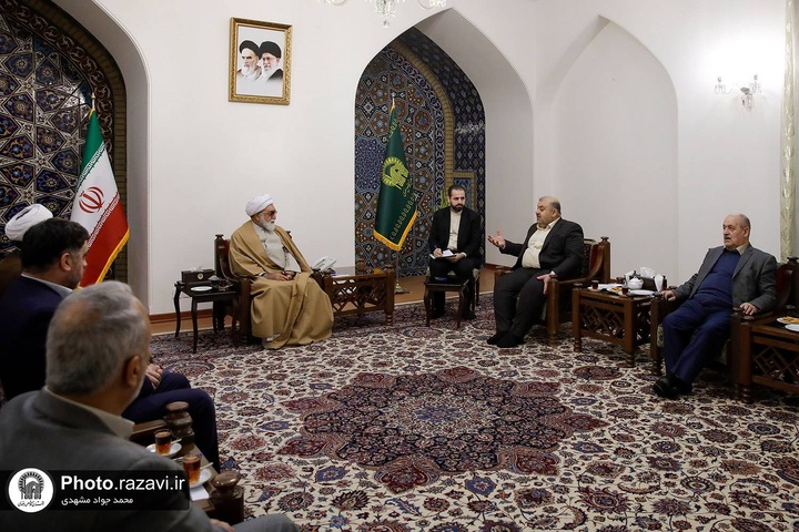 سامرا باید به کانون نشر فرهنگ انتظار در جهان تبدیل شود
 سامرا باید به کانون نشر فرهنگ انتظار در جهان تبدیل شود