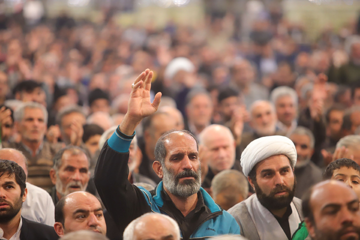 آئین وداع با پیکر ۸ شهید مدافع حرم در حرم مطهر رضوی