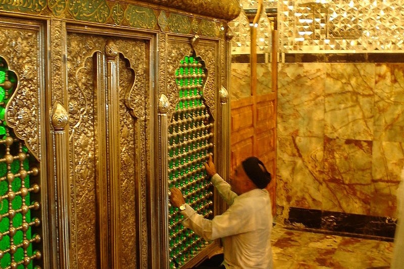 امیرمومنان(ع) زیارت کدام نبیِ خدا را برابر با زیارت خود برشمردهاند؟