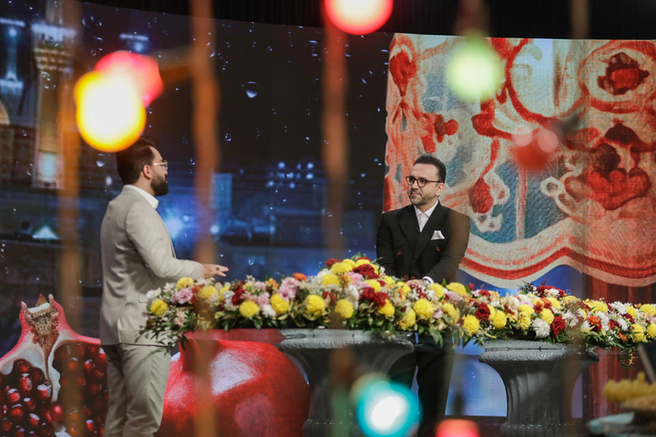 ضبط برنامه تلویزیونی شب یلدا در حرم مطهر رضوی