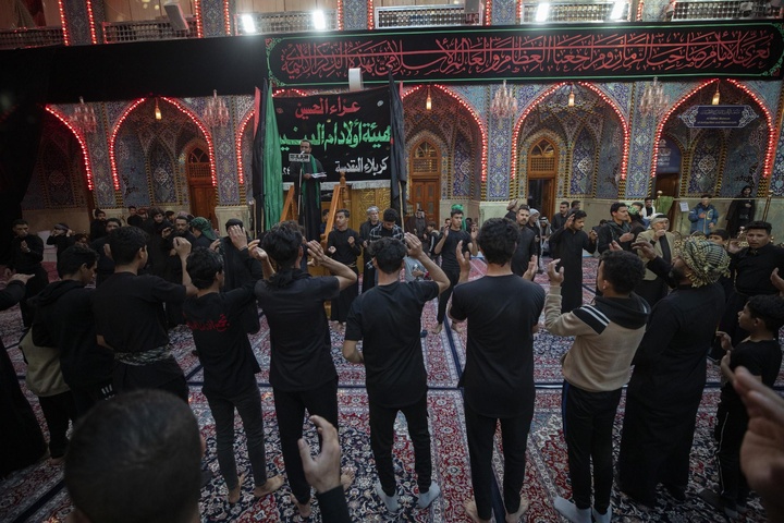 میزبانی آستان قدس عباسی از دسته‌های عزاداری در سالروز وفات حضرت ام البنین (علیها السلام)
