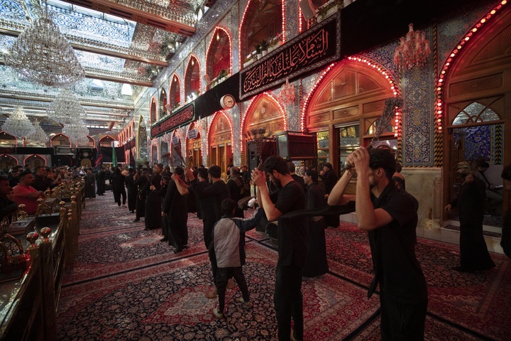 میزبانی آستان قدس عباسی از دسته‌های عزاداری در سالروز وفات حضرت ام البنین (علیها السلام)