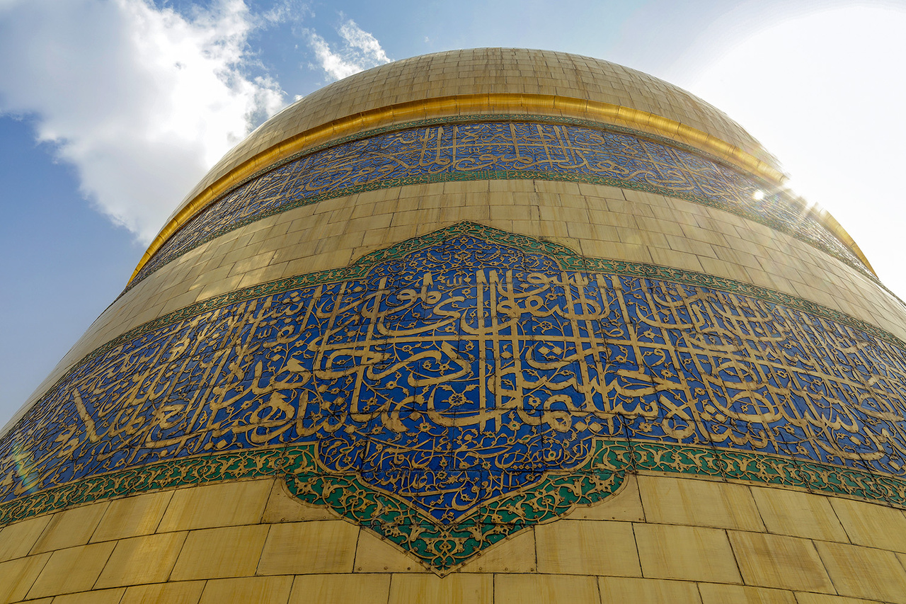 عکس با کیفیت  گنبد حرم مطهر رضوی