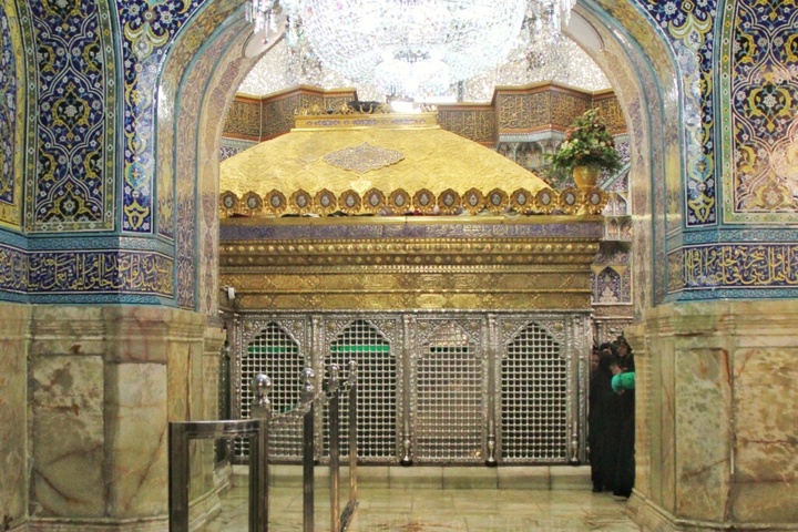 آیین خطبهخوانی ویژه بانوان در حرم حضرت معصومه(س) برگزار شد