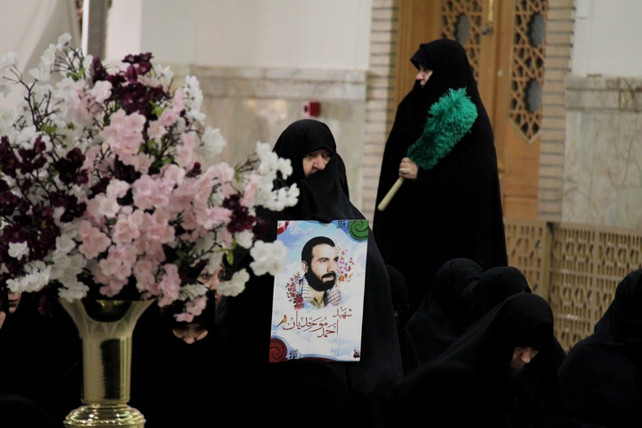 آیین خطبهخوانی ویژه بانوان در حرم حضرت معصومه(س) برگزار شد