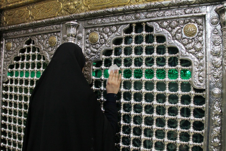 آیین خطبهخوانی ویژه بانوان در حرم حضرت معصومه(س) برگزار شد