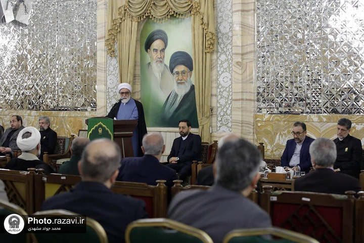 ضرورت تعامل دو سویه و بهرهمندی از نظرات زائران ضرورت تعامل دو سویه و بهرهمندی از نظرات زائران