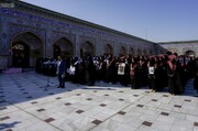 سوگند فارغ التحصیلی بیش از ۲۰۰ دانشجوی دختر دانشگاه کوفه در حرم امیرالمومنین (علیه السلام)