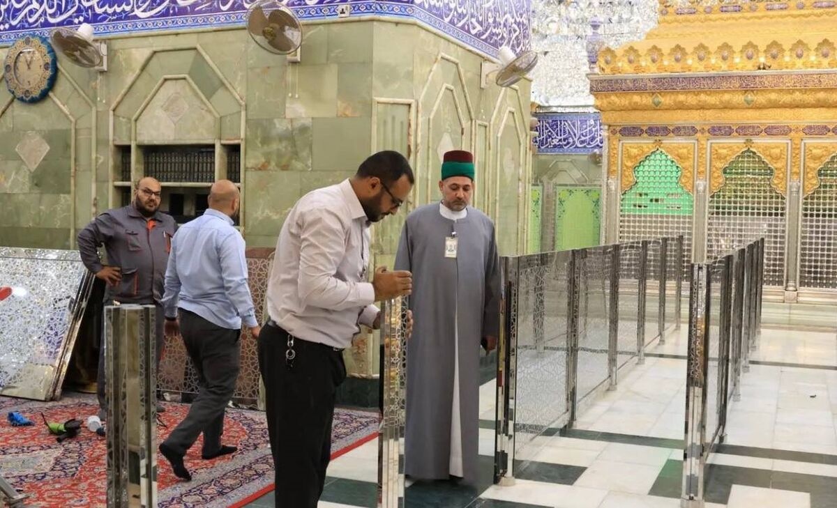 نصب نرده جهت زیارت ضریح حضرت عباس (ع) + تصاویر