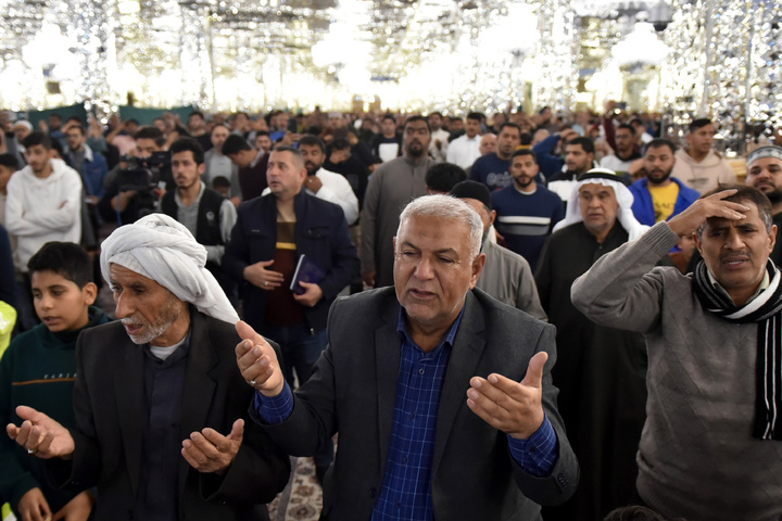 جشن میلاد امام محمد باقر علیه السلام در حرم مطهر رضوی