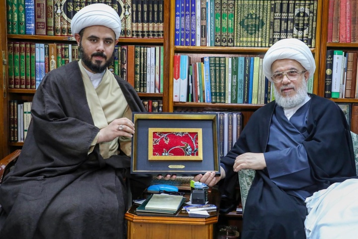 تجلیل از تعدادی از قاریان فرهنگستان علمی قرآن کریم
