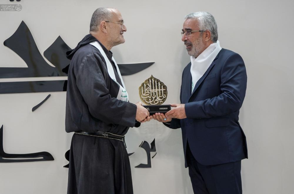 العتبة العلوية المقدسة تقيم احتفالها المركزي الخاص بمناسبة مولد أمير المؤمنين (ع) العتبة العلوية المقدسة تقيم احتفالها المركزي الخاص بمناسبة مولد أمير المؤمنين (ع)