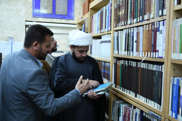 وفد المعهد العالي للتراث يشيد بجهود قسم الشؤون الفكرية لحفظ التراث الإسلامي