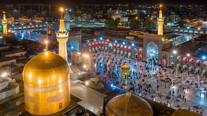 یک نذر خاص در حرم مطهر رضوی یک نذر خاص در حرم مطهر رضوی