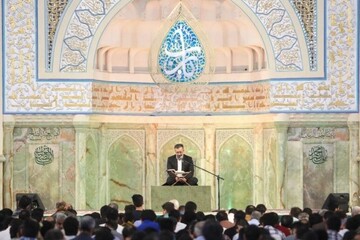 مناجات خوانی حاج محمود کریمی در حرم مطهر رضوی