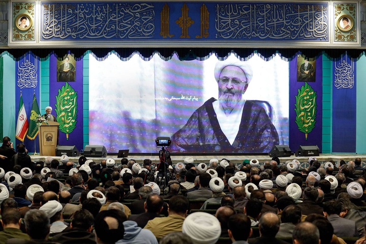 إحياء الذكرى الثامنة لوفاة آية الله الواعظ الطبسي (ره) في الحرم الرضوي الشريف إحياء الذكرى الثامنة لوفاة آية الله الواعظ الطبسي (ره) في الحرم الرضوي الشريف