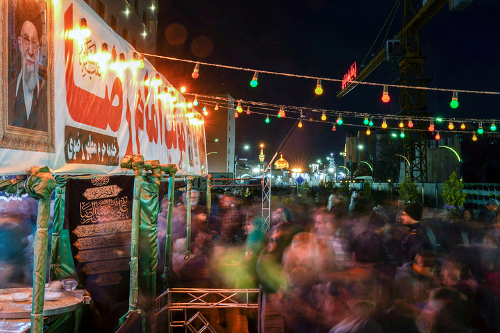 برپایی موکب های پذیرایی از زائران به مناسبت دهه کرامت در قم برپایی موکب های پذیرایی از زائران به مناسبت دهه کرامت در قم