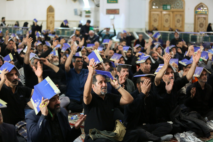 Vigil ceremony for hearing-impaired pilgrims held on 21st of Ramadan

