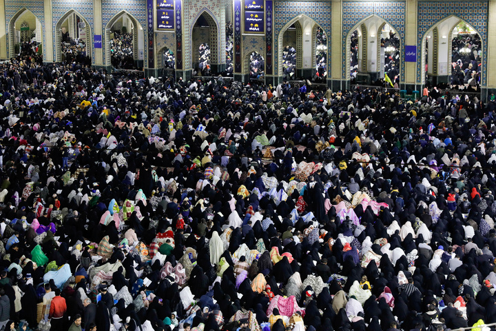 مراسم إحياء الليلة الحادية والعشرين من شهر رمضان المبارك في الحرم الرضوي الشريف
