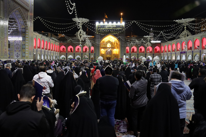حرم امام رضا(ع) میں شبِ۲۳ ماہ رمضان کی مناسبت سے شب بیداری اور دعائیہ پروگرام کا…
