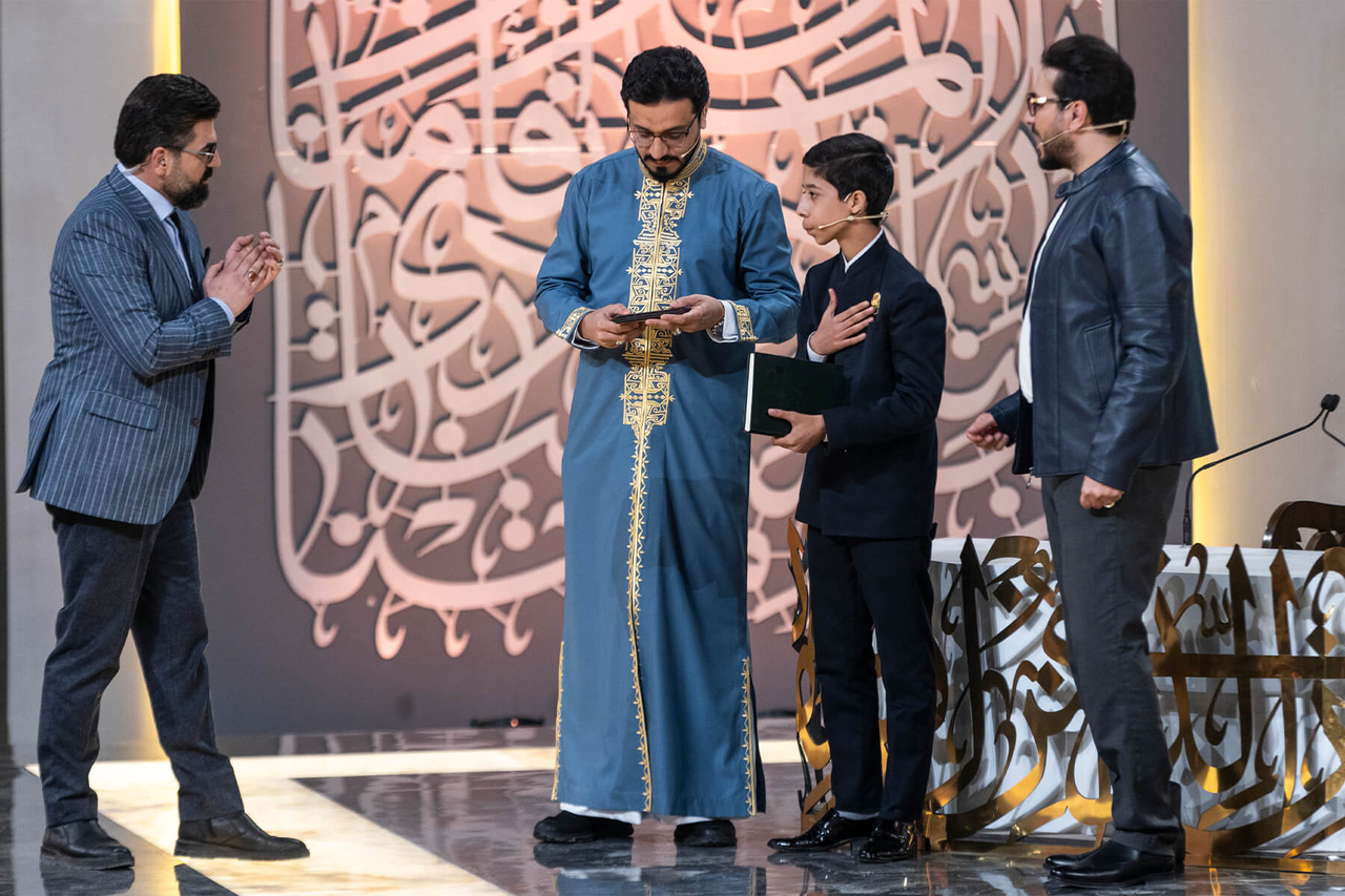 زندگی به برکت قرآن در کنار خادمی بارگاه منور رضوی