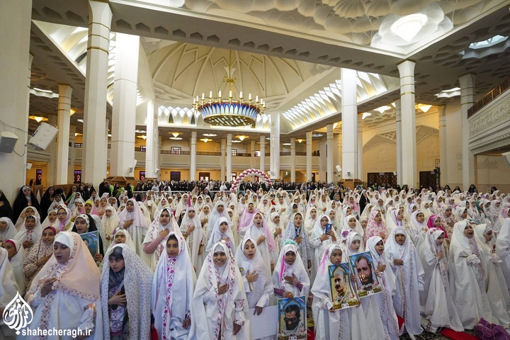 جشن بزرگ دختران روزهاولی در حرم مطهر حضرت شاهچراغ علیه السلام