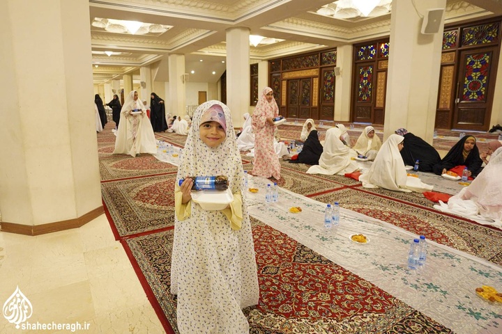 جشن بزرگ دختران روزهاولی در حرم مطهر حضرت شاهچراغ علیه السلام