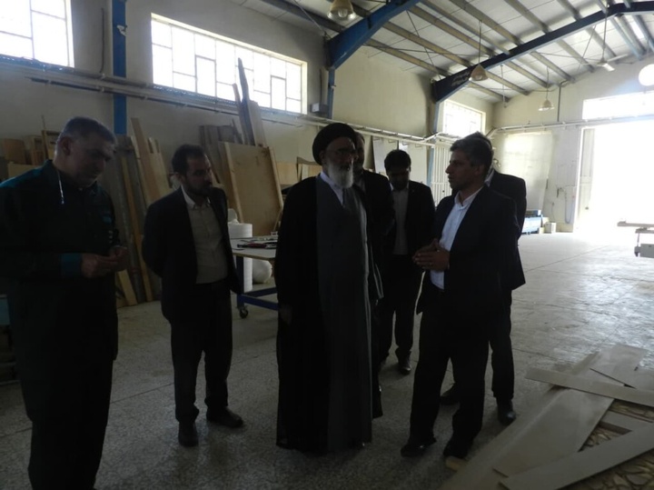 تکمیل مرحله اول ساخت اسکلت چوبی ضریح جدید حرم مطهر حضرت معصومه (س)