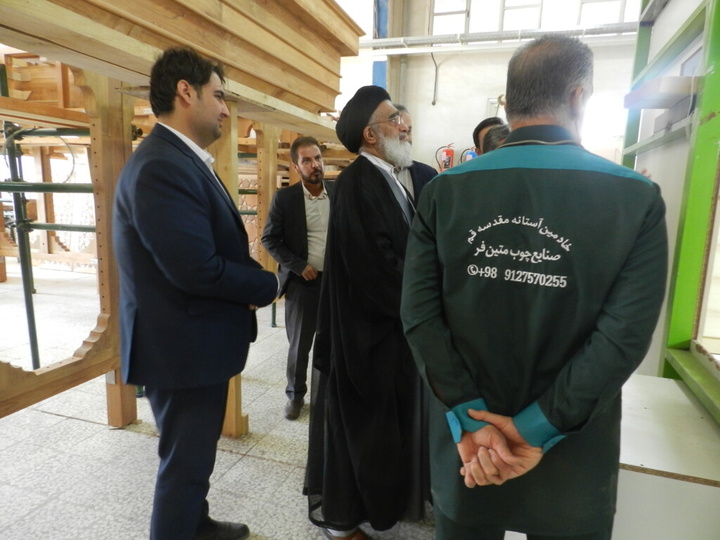 تکمیل مرحله اول ساخت اسکلت چوبی ضریح جدید حرم مطهر حضرت معصومه (س)