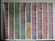 اهدای ۱۰ هزار قطعه تمبر از سوی واقف آمریکایی به موزه رضوی