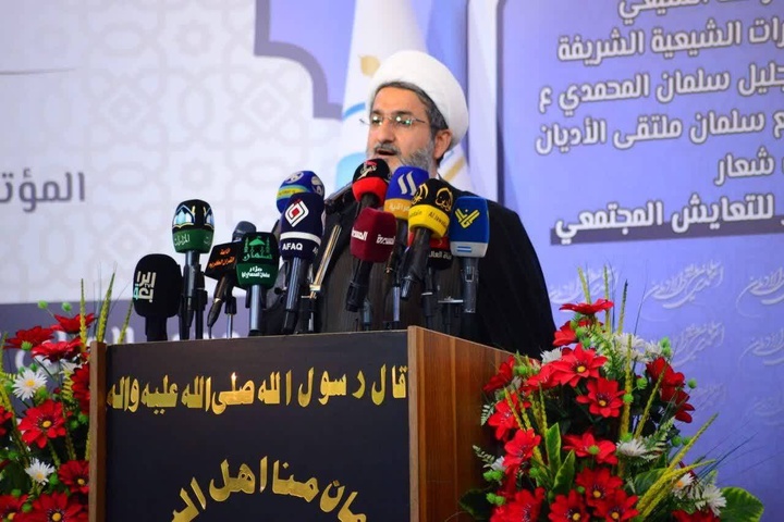 عراق میں منعقدہ سلمان فارسی کانفرنس میں آستان قدس رضوی کے ادارہ بین الاقوامی امور کے نائب کا خطاب عراق میں منعقدہ سلمان فارسی کانفرنس میں آستان قدس رضوی کے ادارہ بین الاقوامی امور کے نائب کا خطاب