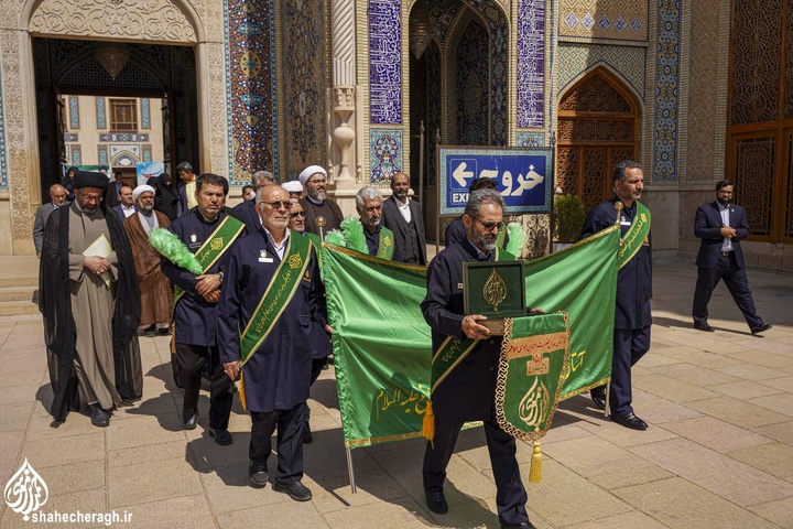 نشست ستاد بزرگداشت دهه كرامت کشور در حرم مطهر حضرت شاهچراغ علیه السلام