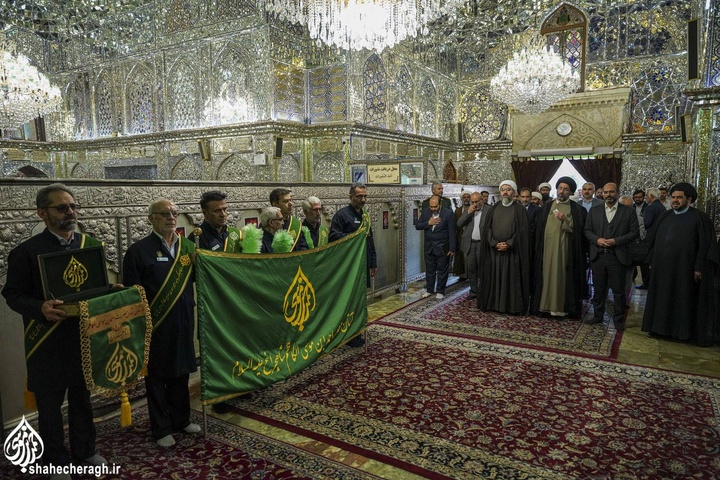 نشست ستاد بزرگداشت دهه كرامت کشور در حرم مطهر حضرت شاهچراغ علیه السلام