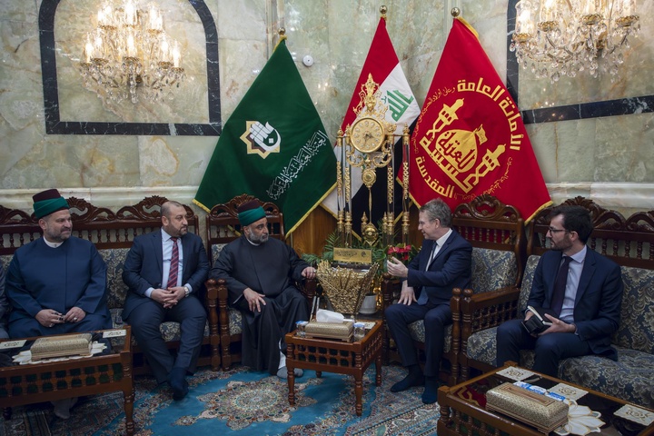 تمجید سفیر فرانسه از پروژههای آستان قدس عباسی و خدمات آن به زائران