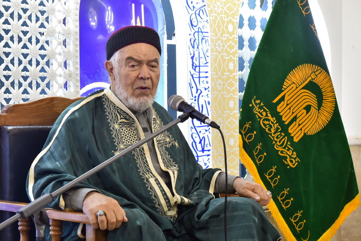 Indonesian pilgrims visit Imam Reza shrine
