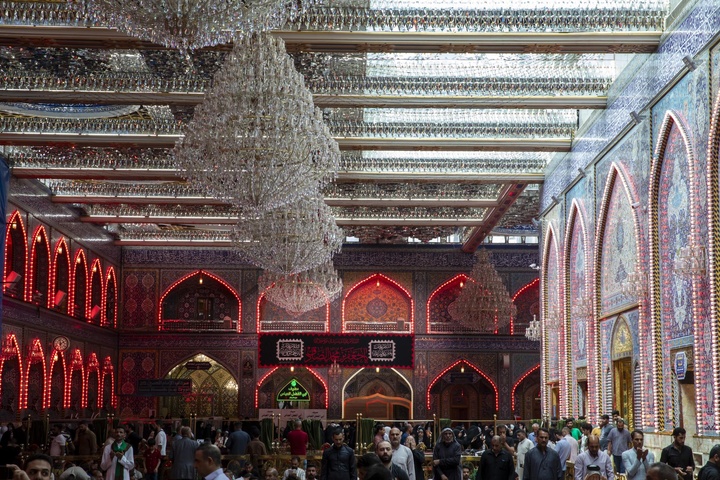 The Al-Abbas's (p) Shrine publishes signs of grief in commemoration of the martyrdom anniversary of Imam as-Sadeq (peace be upon him)