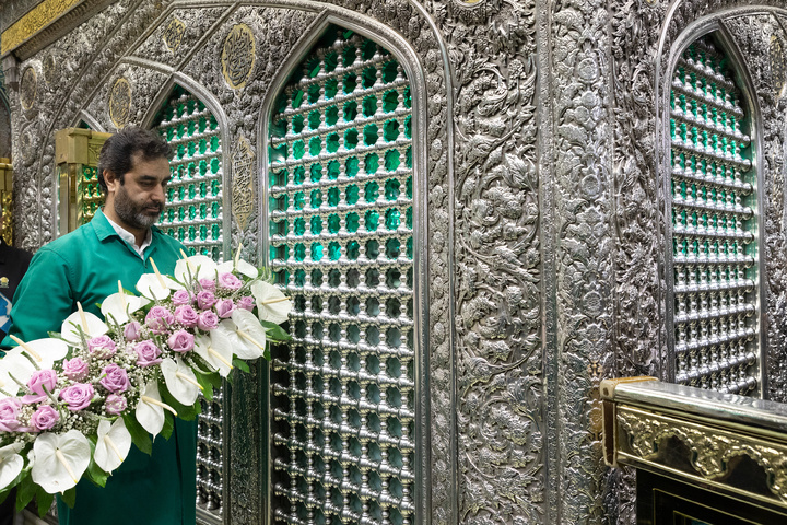 مظاهر الزينة في العتبة الرضوية بذكرى ميلاد الامام الرضا(ع)