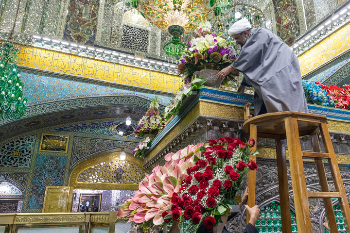مظاهر الزينة في العتبة الرضوية بذكرى ميلاد الامام الرضا(ع)