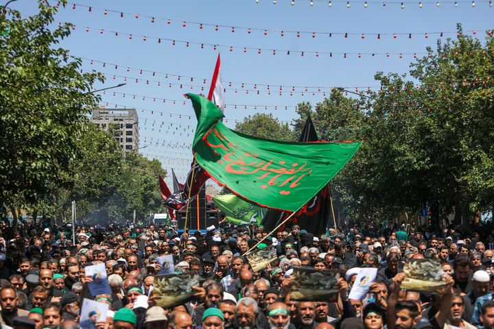 مشہد مقدس میں حضرت امام محمد تقی الجواد(ع) کی شہادت کے موقع پر عزاداری کا انعقاد