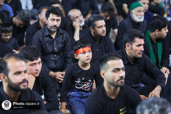 Afghan processions mourn at shrine’s husayniyya
