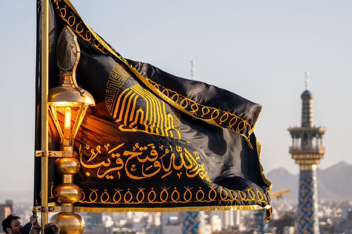 Imam Reza shrine hoists black flags marking Nasrallah’s martyrdom