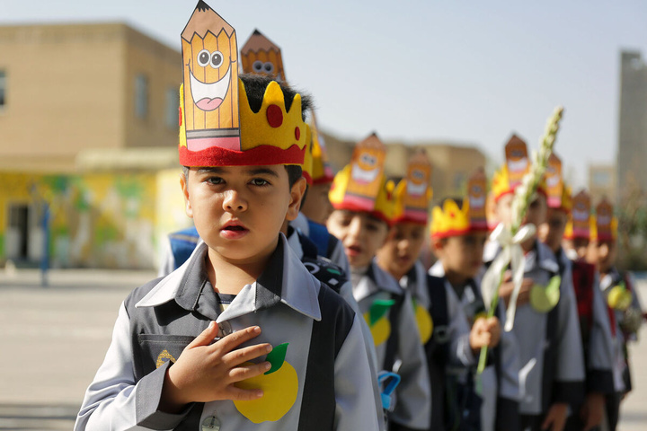 Religious education in Imam Reza schools 