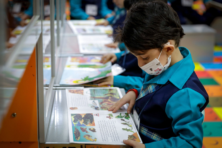 Religious education of children in Imam Reza schools