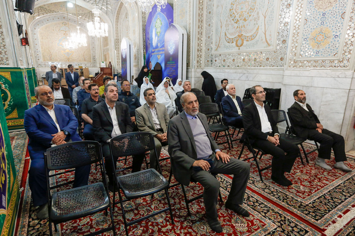 Participants of the International Persian Language Conference visit Imam Reza shrine